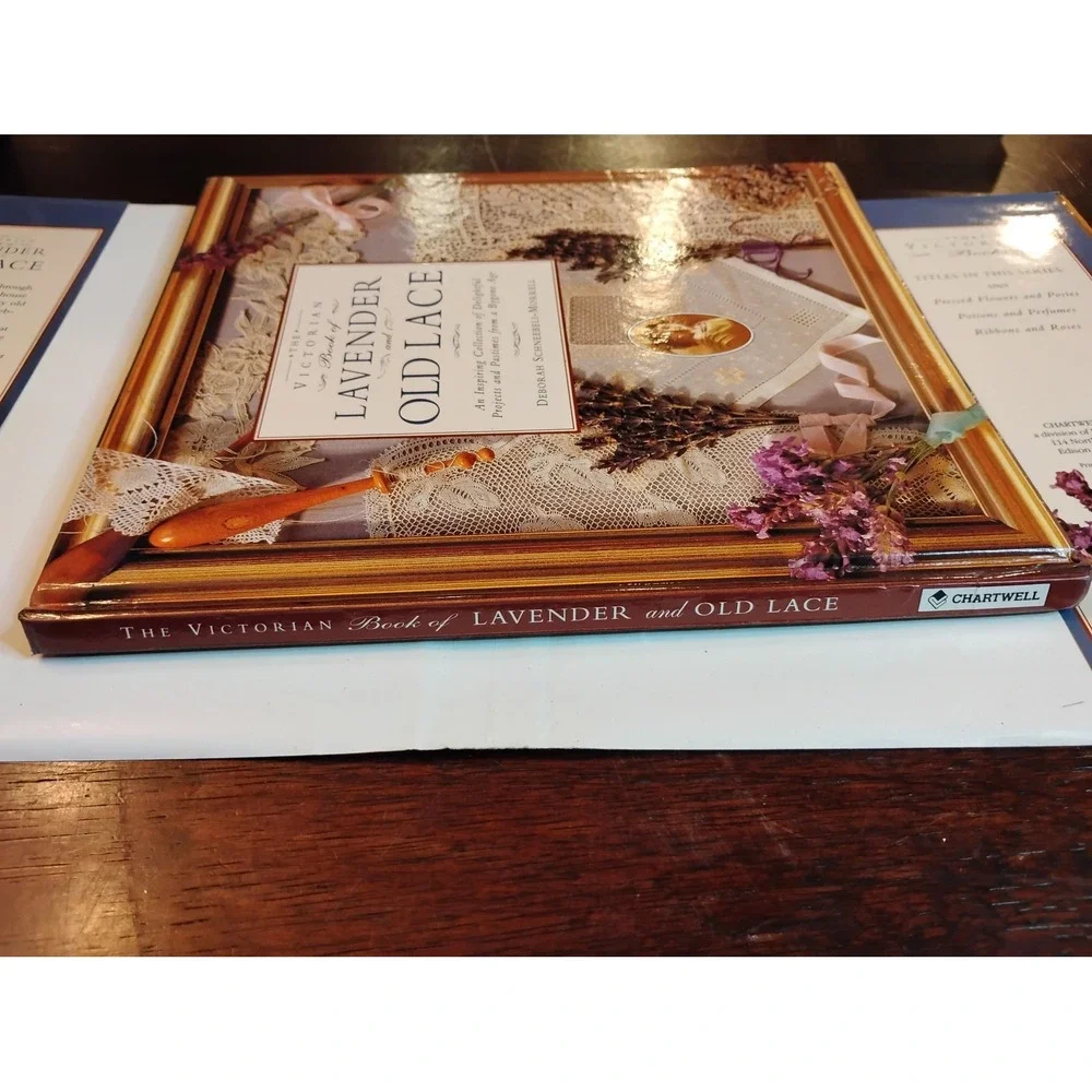 N/A victorian book